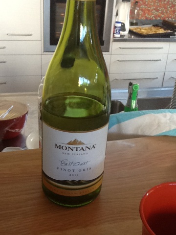 A thumbnail of a photo captured by a person who is blind.
        Click the thumbnail to view details about the photo.