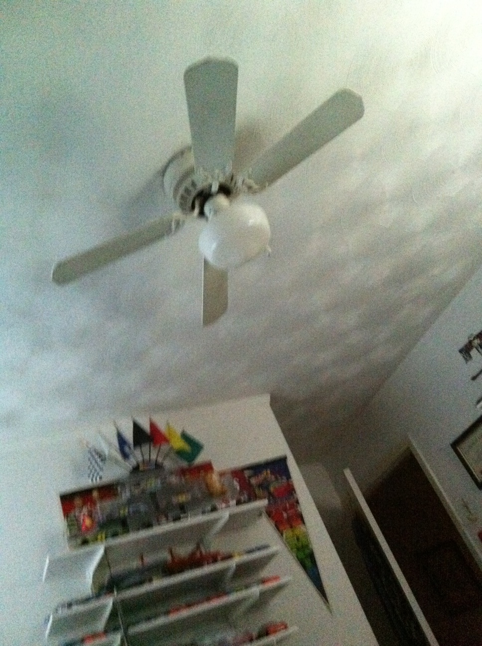 A thumbnail of a photo captured by a person who is blind.
        Click the thumbnail to view details about the photo.